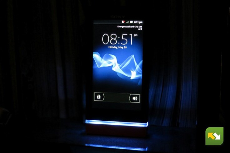 Sony Xperia U (1).jpg